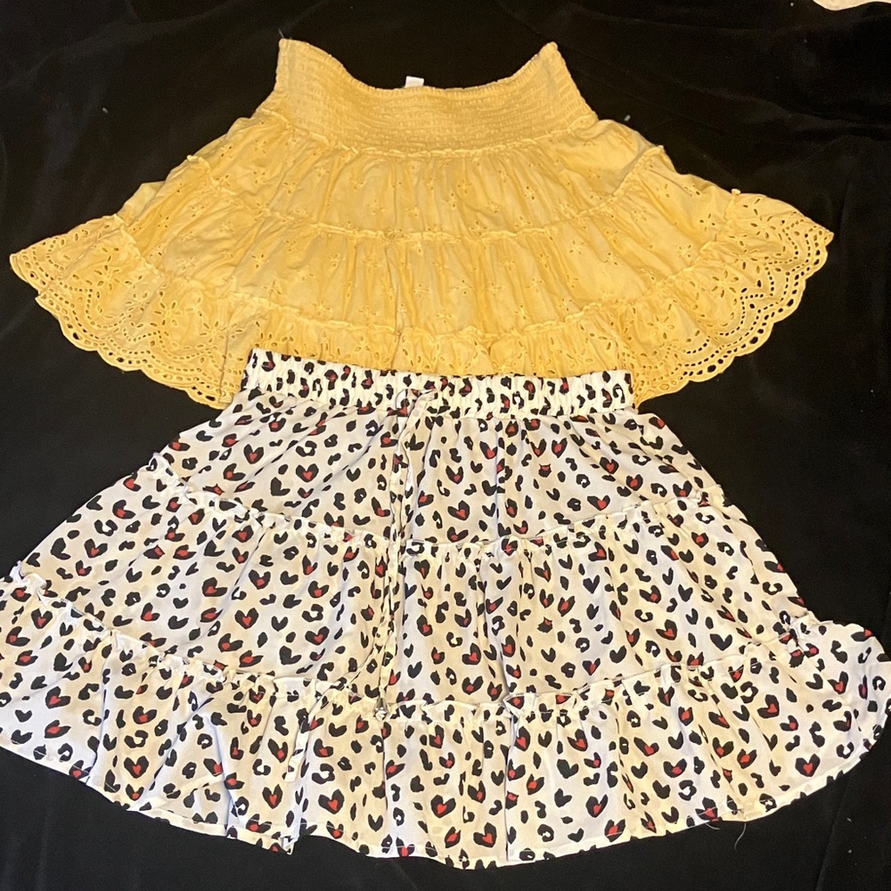 American Eagle Outfitters Yellow and off brand white with black and red spots